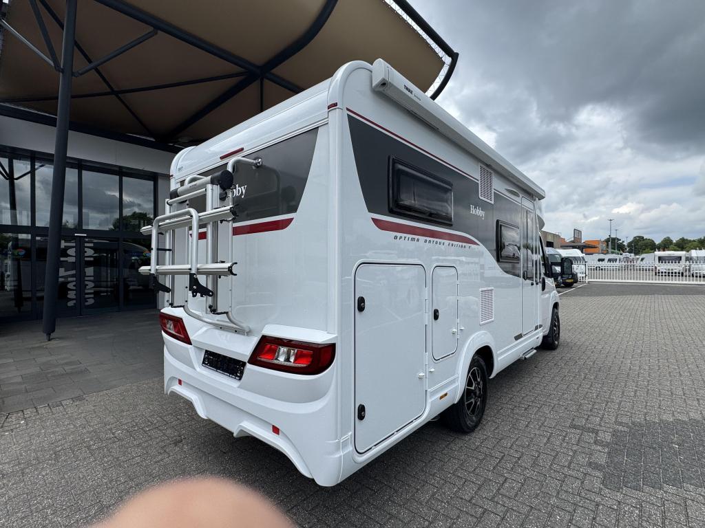 Hobby On Tour Edition 65 VGE LEVELSYSTEEM E&P, Koelkast, Standaard zit, Ringverwarming, Fiat