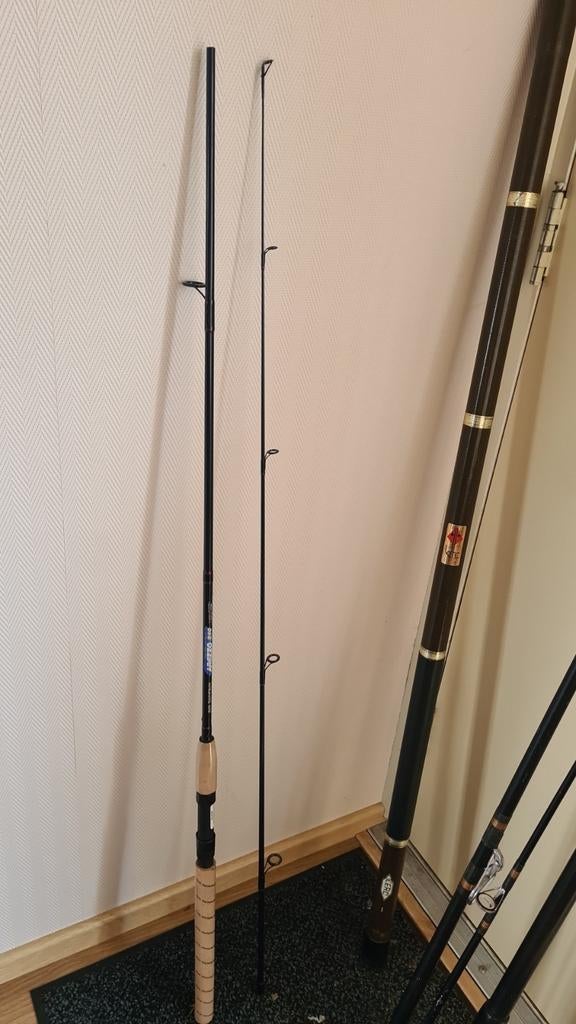 Gloednieuwe Ron Thompson vishengel, Watersport en Boten, Hengelsport | Zeevissen, Ophalen, Nieuw, Werphengel