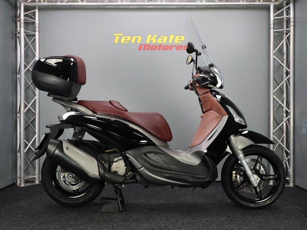Piaggio Beverly 350 Sport ABS, Scooter, Bedrijf
