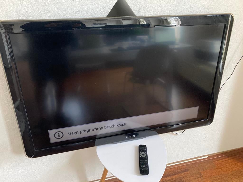 Philips TV with wall mount, Ophalen, Gebruikt, 100 cm of meer, Philips