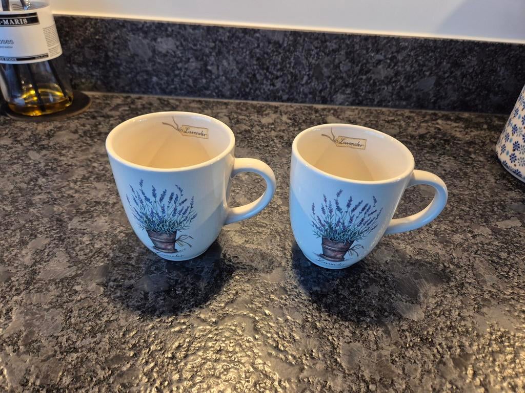 Jet ter Steege - Mokken Lavender 2 stuks, Ophalen of Verzenden, Zo goed als nieuw, Overige stijlen, Kop(pen) en/of Schotel(s)