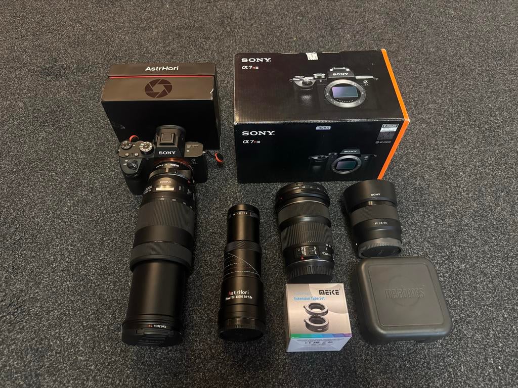 Sony a7R III met 4 lenzen, adapter en accessoires, Spiegelreflex, 42 Megapixel, Ophalen of Verzenden, Zo goed als nieuw