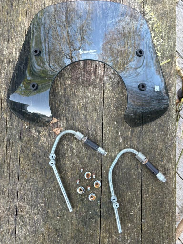 Laag Smoke Windscherm Vespa Primavera Orgineel, Fietsen en Brommers, Brommeronderdelen | Scooters, Ophalen of Verzenden, Zo goed als nieuw