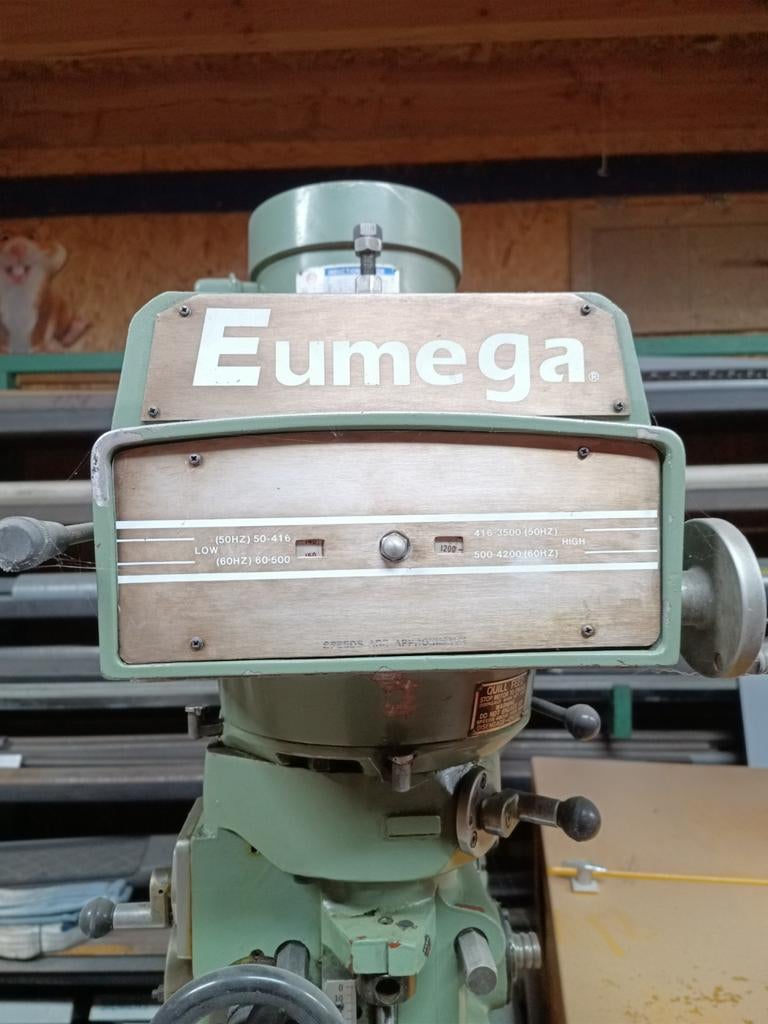 Eumega Freesbank CNC omgebouwd, Ophalen