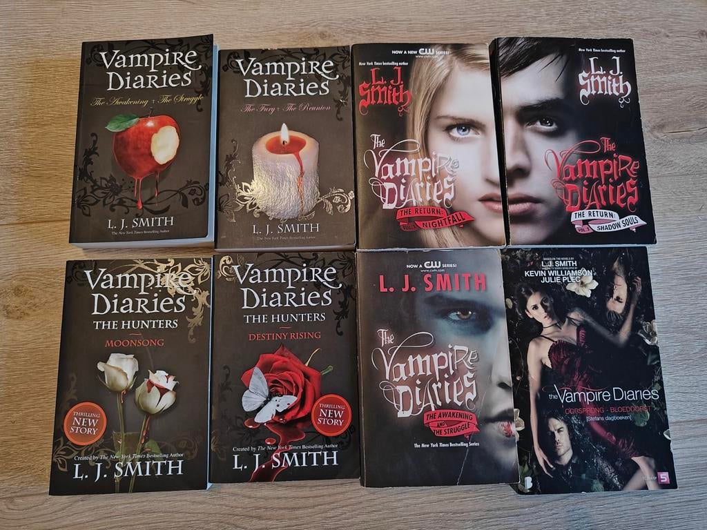The Vampire Diaries boekenreeks L.J. Smith, Ophalen, Zo goed als nieuw