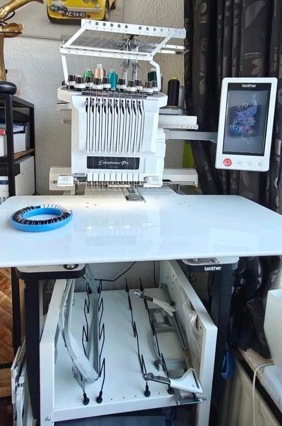 Brother entrepreneur pro pr1000e borduurmachine, Hobby en Vrije tijd, Borduren en Borduurmachines, Ophalen of Verzenden, Gebruikt