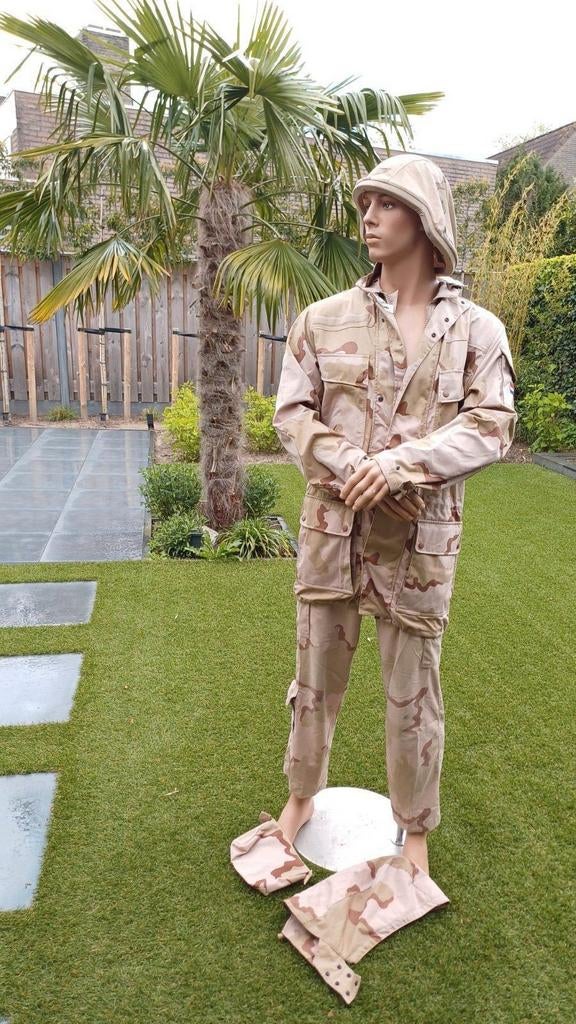 LEGER DESERT OUTFIT NU €30, Ophalen of Verzenden, Landmacht, Nederland, Kleding of Schoenen
