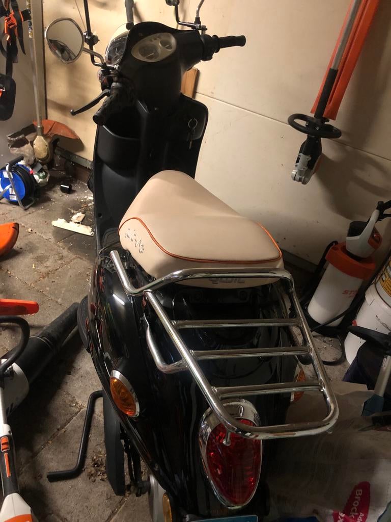 Qwic li87 elektrische bromscooter, Ophalen, Gebruikt, Elektrisch, Overige merken