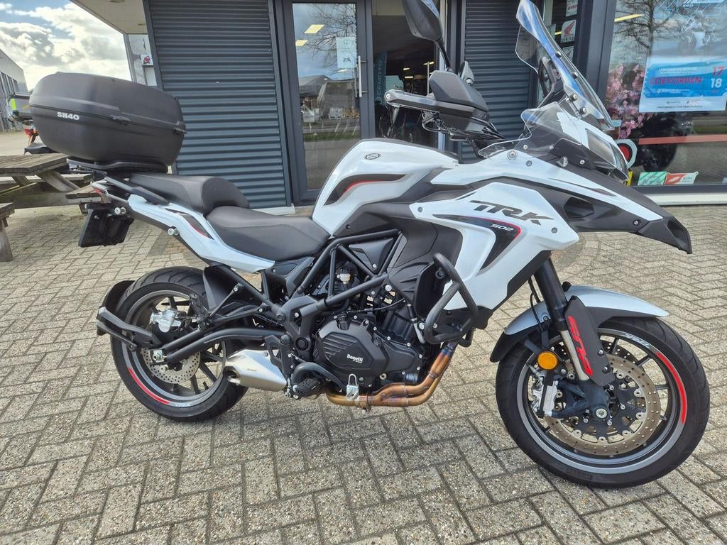 BENELLI TRK 502 (bj 2023) 12,699 km