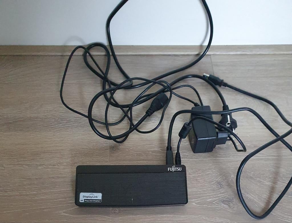 Fujitsu DisplayLink 4K Docking Station - USB-hub, Computers en Software, Dockingstations, Gebruikt, Docking station, Laptop, Ophalen of Verzenden