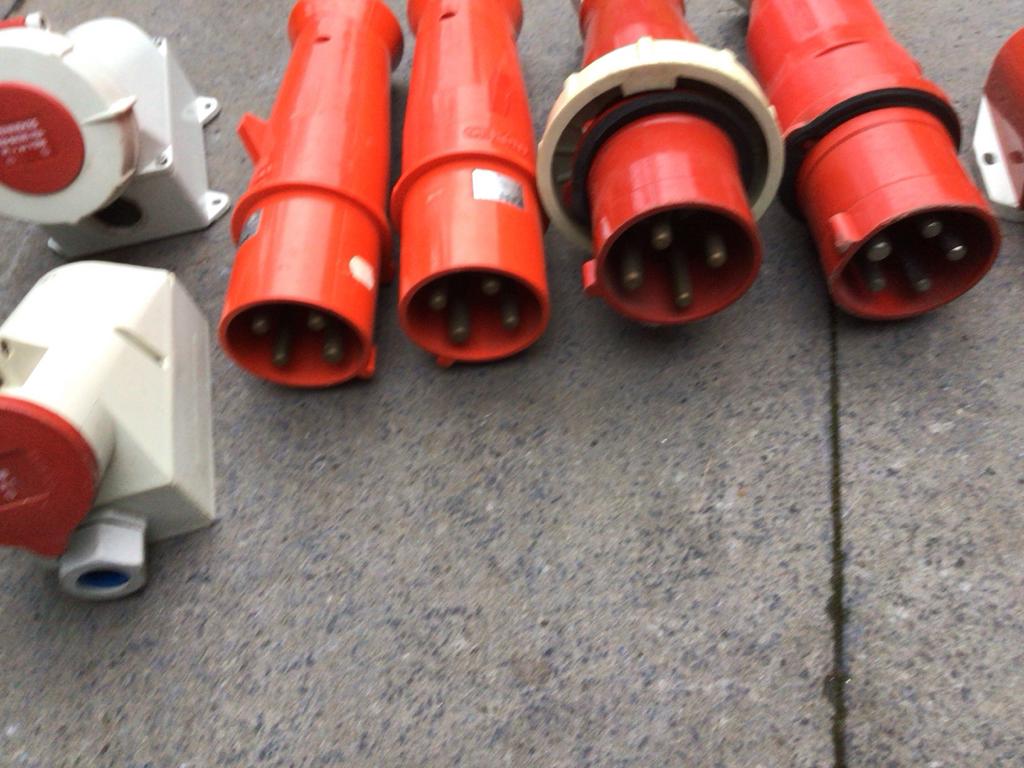 Mennekes CEE Stekkers en Stopcontacten 32A 400V, Ophalen of Verzenden, Gebruikt, Stekker