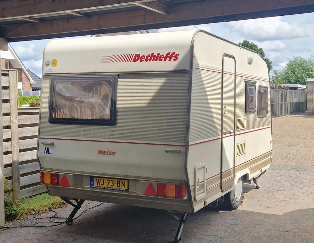 Dethleffs New Line caravan, type RM ZA uit 1992, Caravans en Kamperen, Rondzit, Koelkast, Dethleffs, Tot en met 4