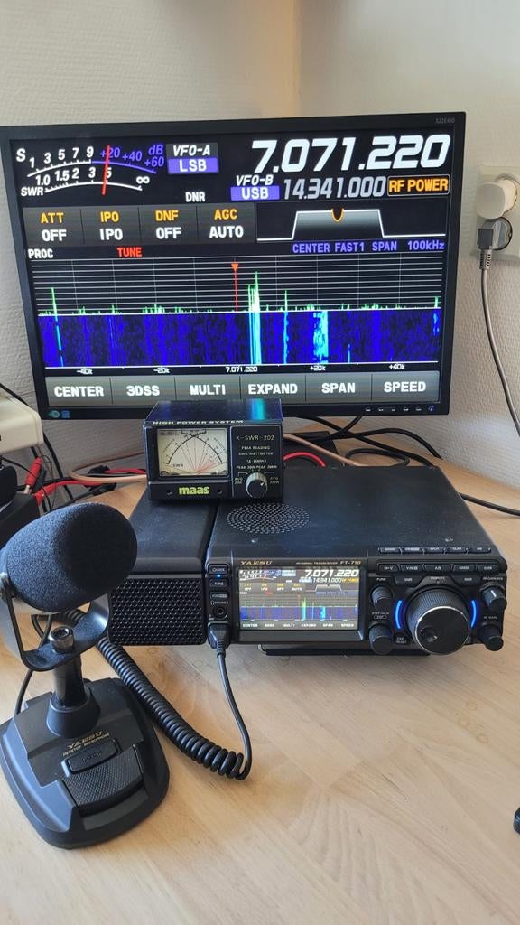 Yaesu710Aess, M-90 mike, samsung monitor, incl. modificatie, Telecommunicatie, Zenders en Ontvangers, Ophalen, Zo goed als nieuw
