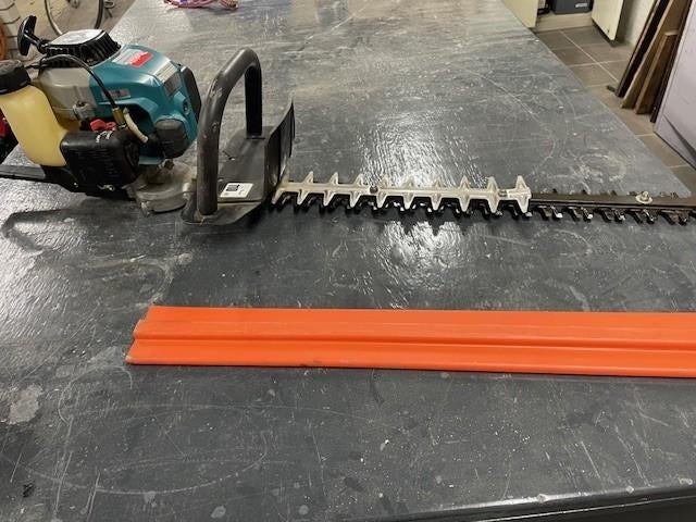 Motor heggeschaar Makita, Ophalen, Zo goed als nieuw, Benzine, Makita