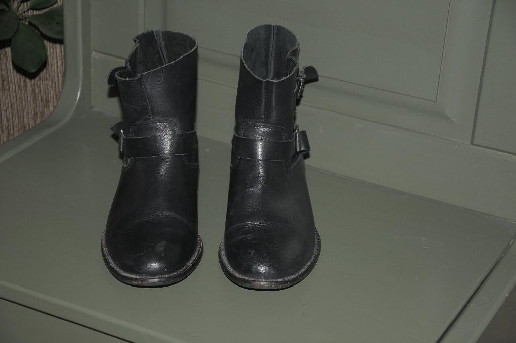 Leuke zwarte enkellaarsjes van SPM, maat 40!, Kleding | Dames, Schoenen, SPM, Zwart, Lage of Enkellaarzen, Ophalen of Verzenden