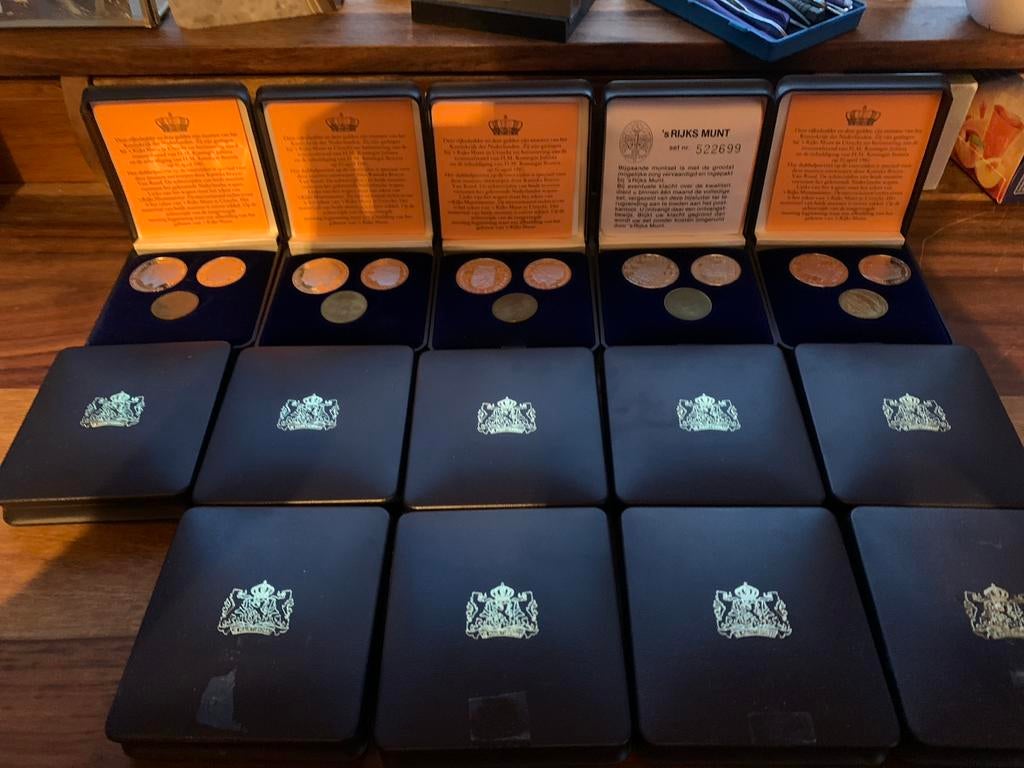 Rijksdaalder en gulden munten Koninkrijk der Nederlanden, Postzegels en Munten, Munten | Nederland, Setje, 2½ gulden, Koningin Juliana