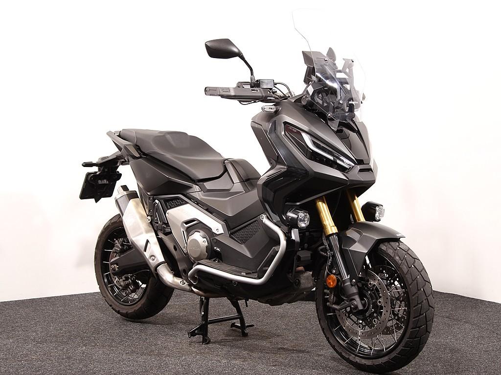 Honda X-ADV 750 NHA86 Mat Ballistic Black Metallic - foto 2