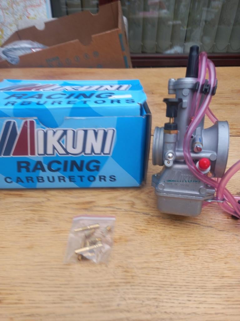 Mikuni 38 mm vlakschuif carburateur NOS, Ophalen of Verzenden, Nieuw