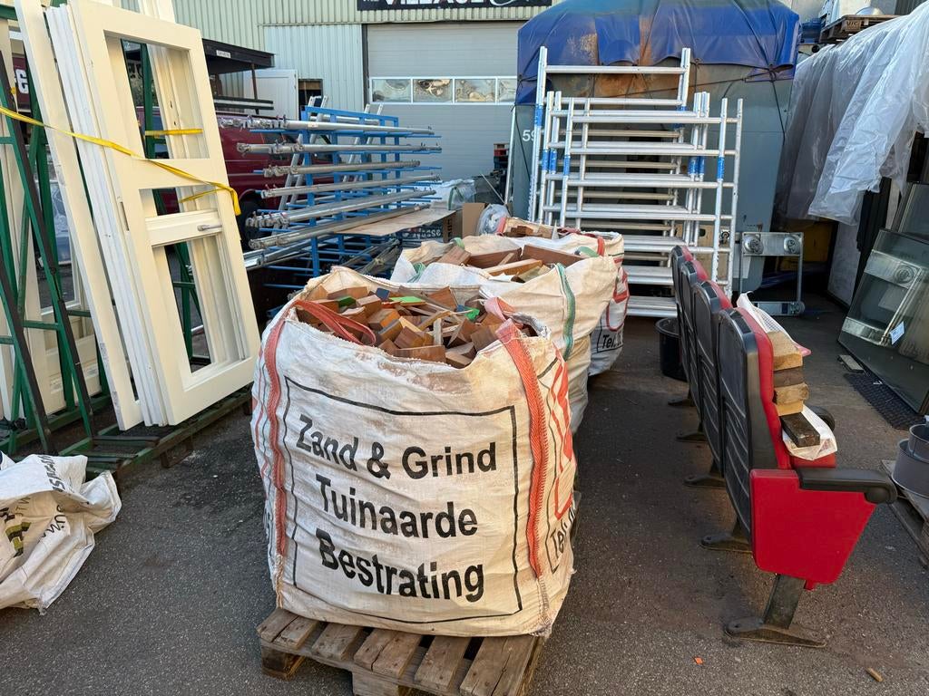 Bigbags hardhout  - bij 2 afnamen €150, Tuin en Terras, Haardhout, Blokken, Minder dan 3 m³, Ophalen of Verzenden