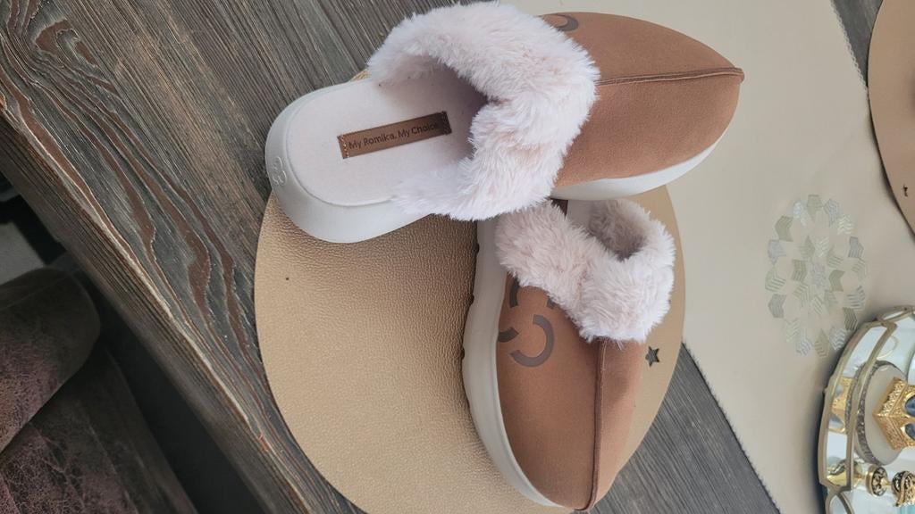 Pantoffel merk MY Romika, Kleding | Dames, Ophalen of Verzenden, Zo goed als nieuw, Sneakers of Gympen