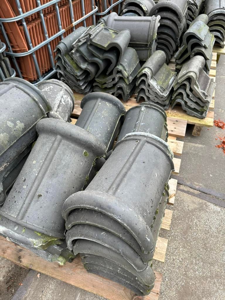 Grijze nokvorsten - blauw gesmoord - alle soorten, Doe-het-zelf en Verbouw, Dakpannen en Dakbedekking, Ophalen, Steen of Klei