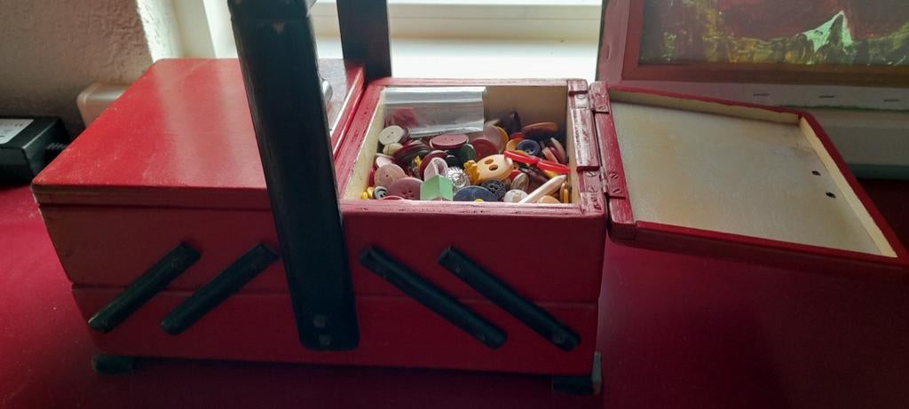 Oud naaidoosje, Ophalen, Paspop