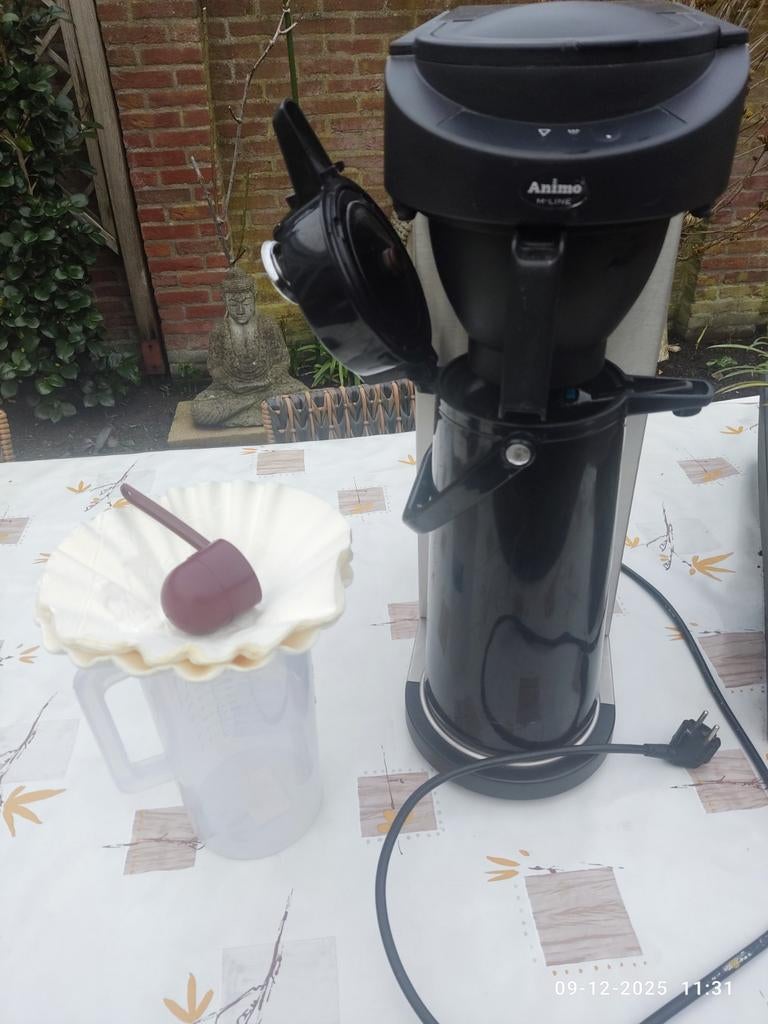 Zwarte Animo MT100 horeca koffiezetapparaat srt bravilor, Ophalen