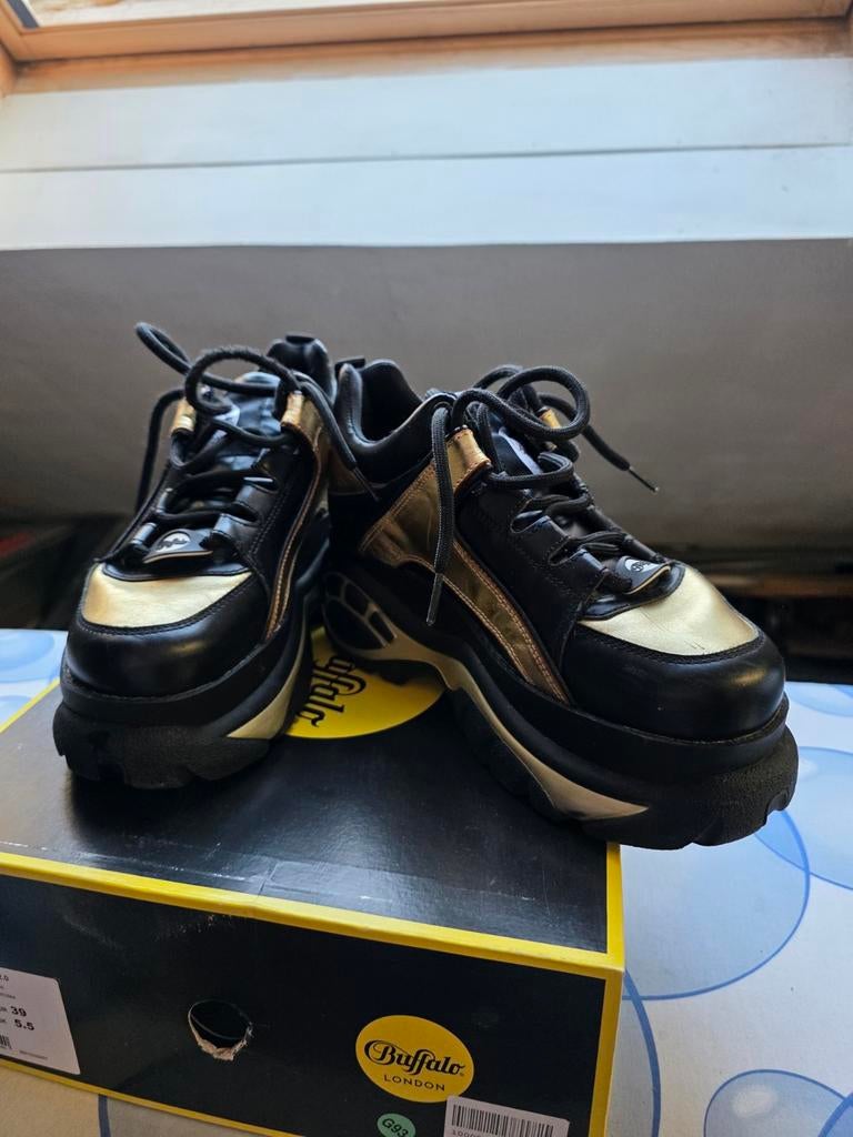 Buffalo platform sneakers maat 39, echt leer, Zwart, Ophalen of Verzenden, Buffalo, Sneakers of Gympen