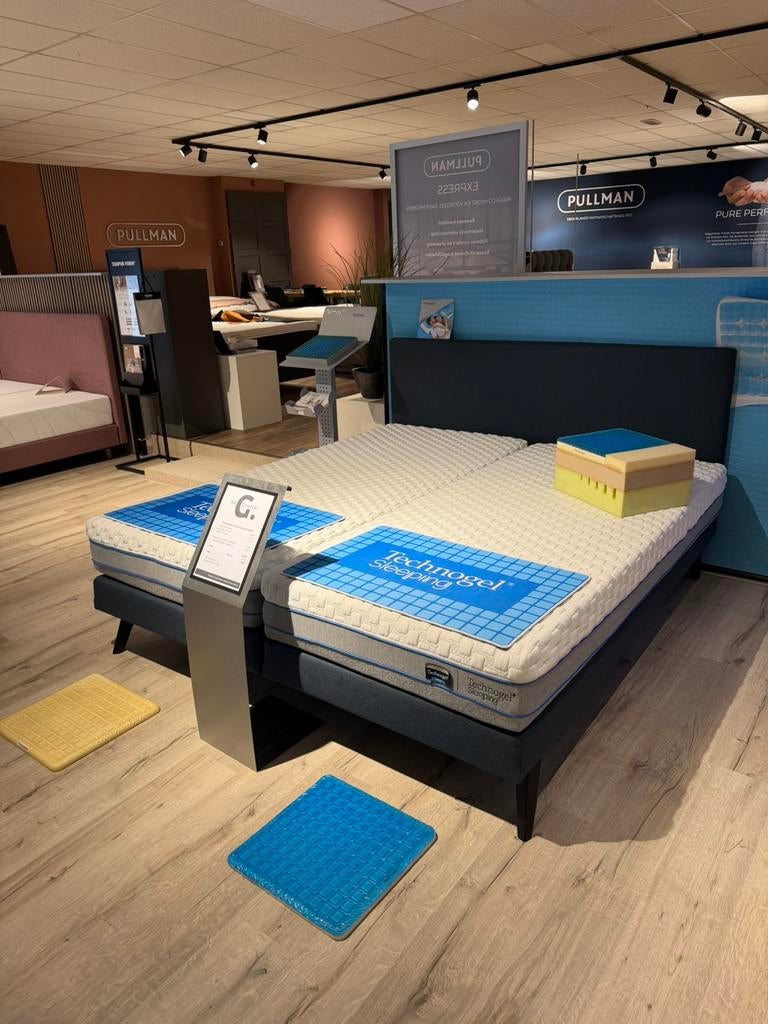 Technogel Veneto Boxspring 180/200 NIEUW! 40% Korting!, Huis en Inrichting, Slaapkamer | Boxsprings, Ophalen of Verzenden, Zo goed als nieuw