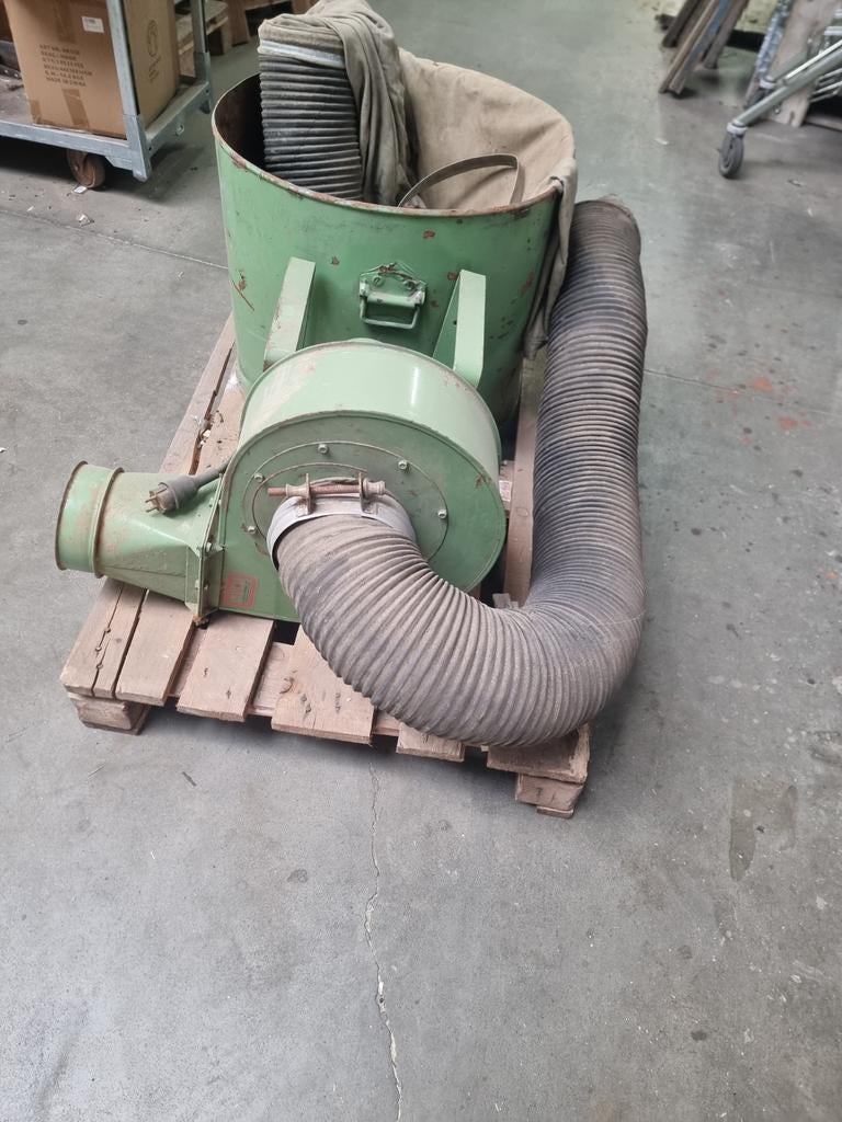 Afzuiger 220volt, Doe-het-zelf en Verbouw, Ventilatie en Afzuiging, Ophalen of Verzenden, Afzuiger