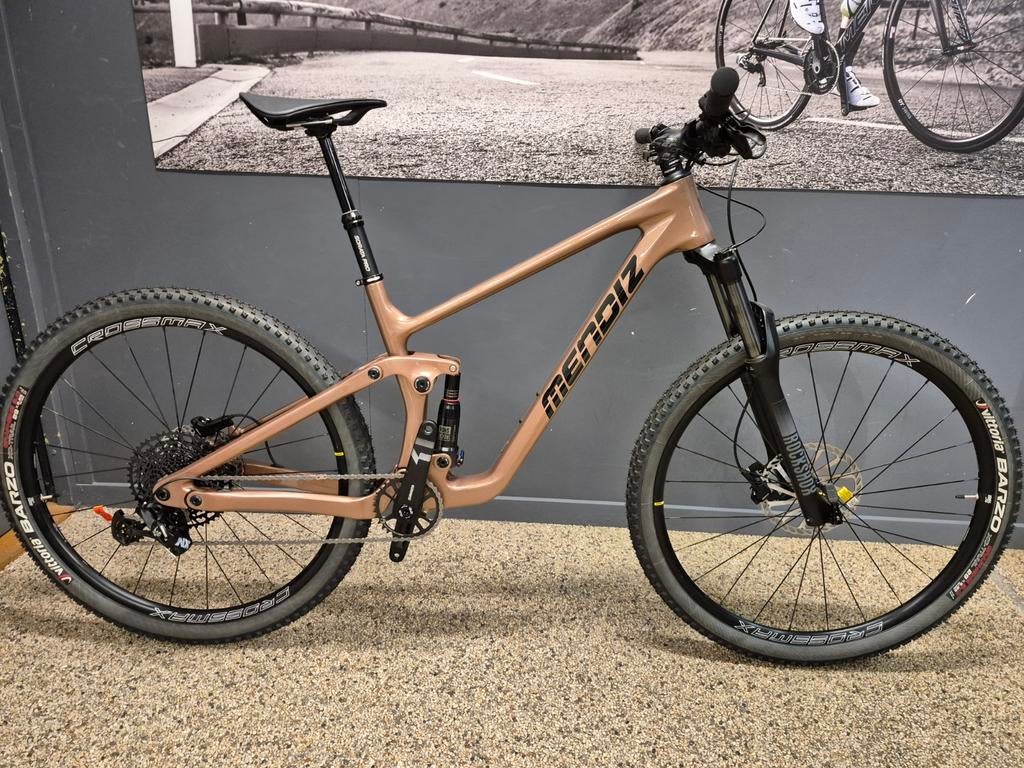 Mendiz Trailbike 140mm - Spaanse kwaliteit!, Fietsen en Brommers, Fully, 45 tot 49 cm, Nieuw, Ophalen