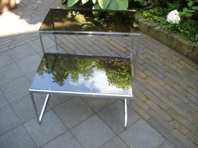 Vintage set minimalistische bijzettafeltjes jaren 60/70, Minder dan 55 cm, Gebruikt, Metaal of Aluminium, Ophalen of Verzenden