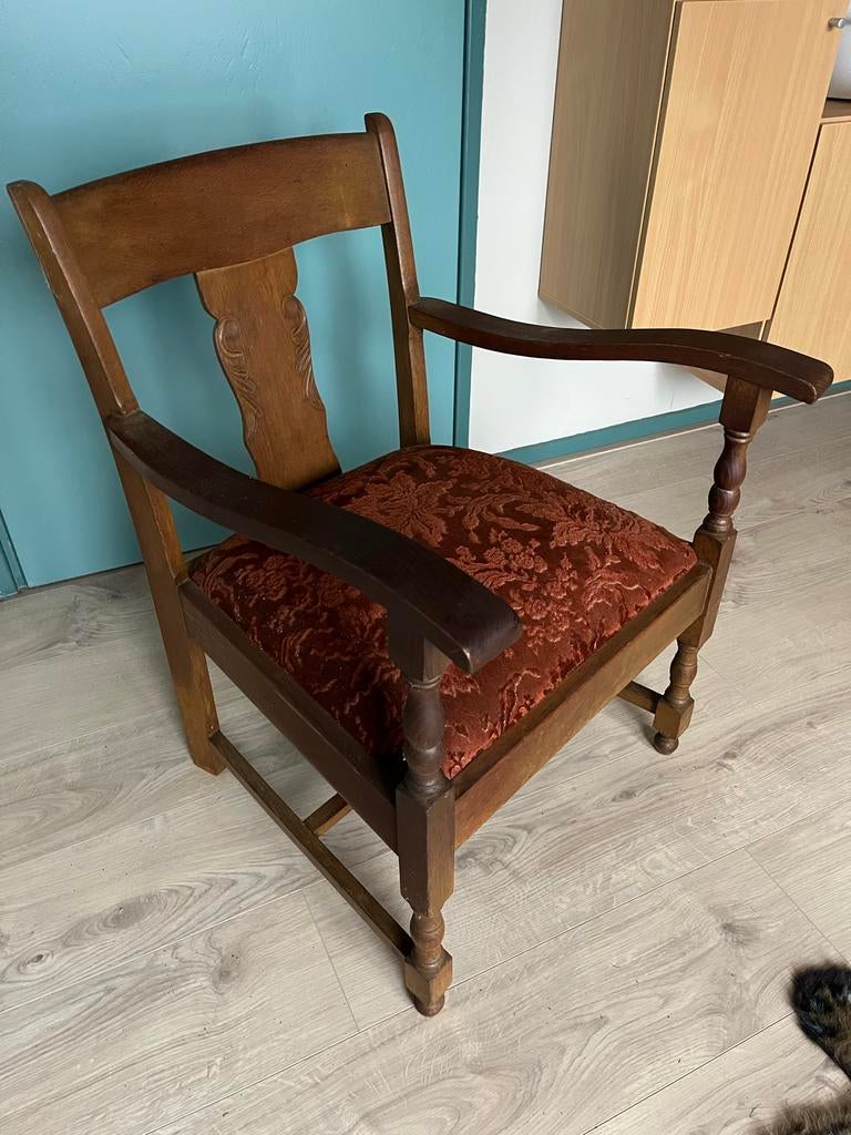 Oude rookstoel klein model grootmoeders tijd, Antiek en Kunst, Antiek | Meubels | Stoelen en Banken, Ophalen