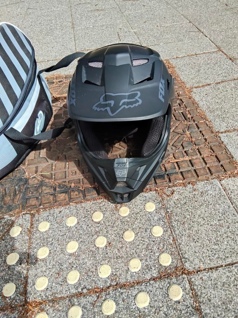 FOX V1 HELM MAAT XL MET TAS, Offroadhelm, XL, Tweedehands, Ophalen