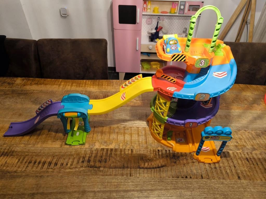VTech Toet Toet Garage met Toren, Ophalen, Gebruikt, Jongen of Meisje