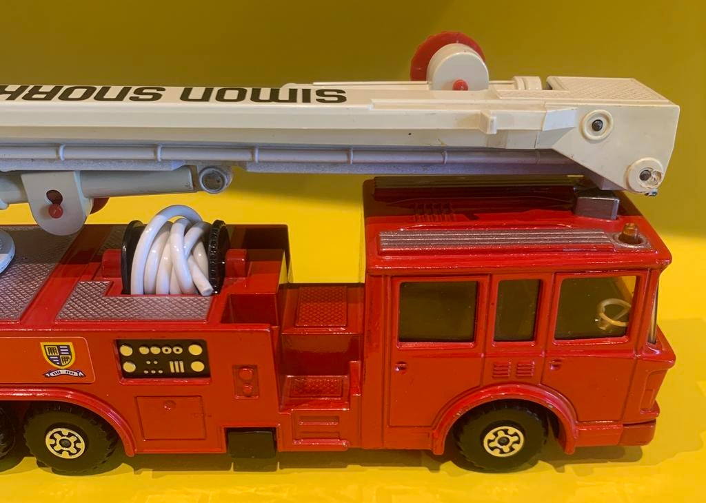 Matchbox super kings k-39 ERF simon snorkel fire engine 1979, Ophalen of Verzenden, Zo goed als nieuw, Bus of Vrachtwagen, Matchbox