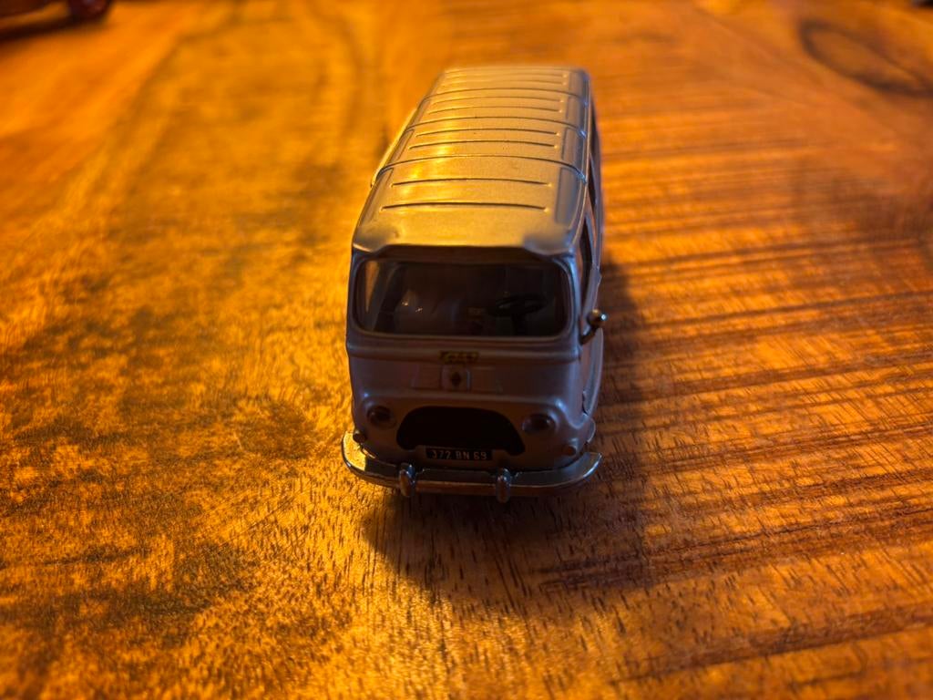 Renault Estafette, Ophalen, Gebruikt, Auto