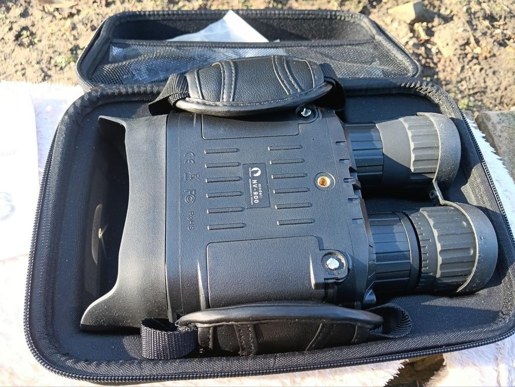 Tophount NV-900 Nachtkijker met Tas - nieuw, Audio, Tv en Foto, Optische apparatuur | Verrekijkers, Dakkant (recht), Met hoes of tas