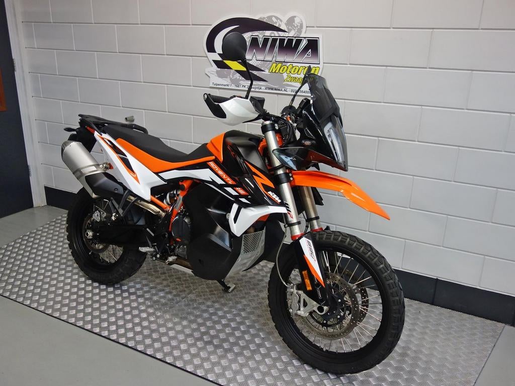 KTM 890 ADVENTURE R (2021) - foto 2