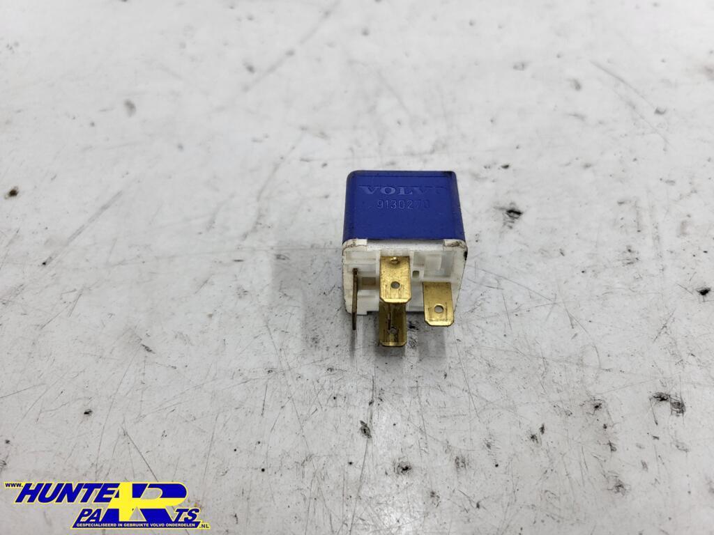 Relais Volvo 940 ('90-'98) 9130270, Auto-onderdelen, Gebruikt, Ophalen of Verzenden, Volvo, Volvo