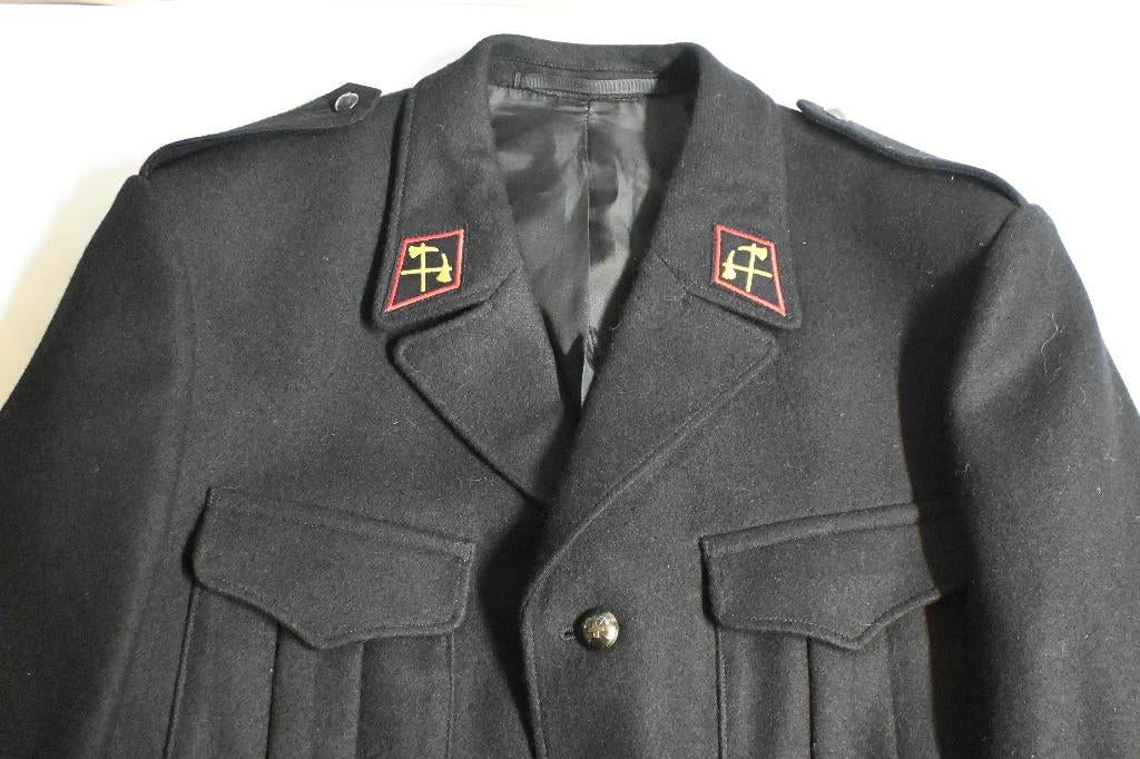 uniform jas brandweer zwitserland, Verzamelen, Militaria | Algemeen, Ophalen of Verzenden, Overige soorten, Overige gebieden, Kleding of Schoenen