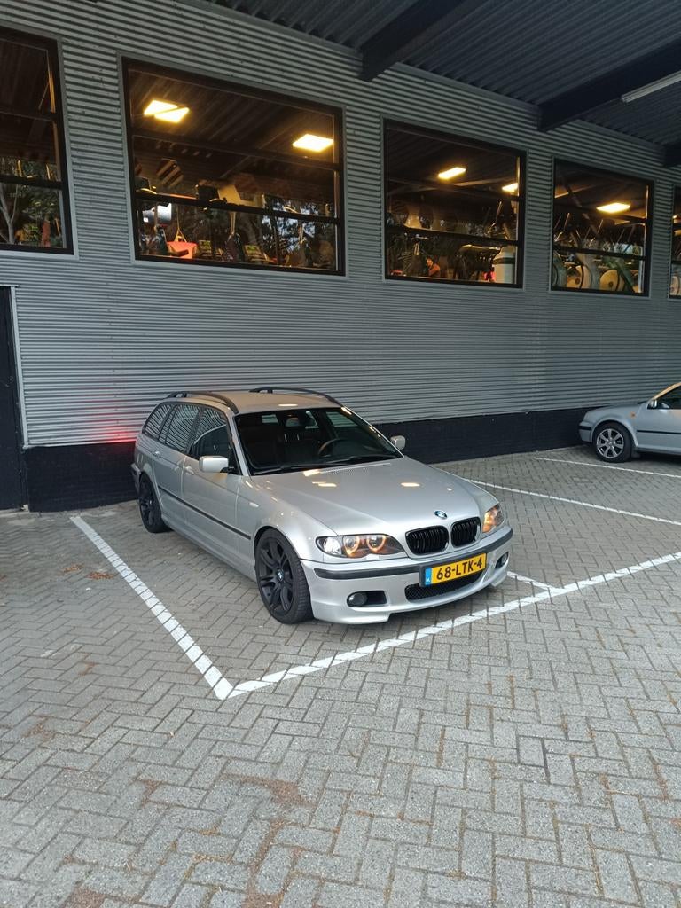E46 330i touring m-pakket handgeschakeld, Parkeersensor, Achterwielaandrijving, Zwart, Alcantara