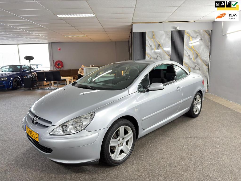 Peugeot 307 CC 2.0-16V Apk Nieuw,Cruise control,Parksensoren, Gebruikt, Zwart, 4 cilinders, Cabriolet