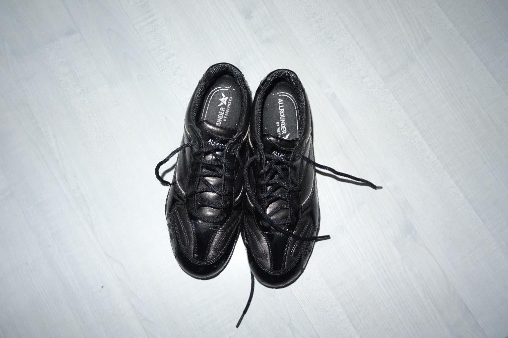 sneakers, Kleding | Dames, Schoenen, Overige kleuren, Ophalen of Verzenden, Sneakers of Gympen, Zo goed als nieuw