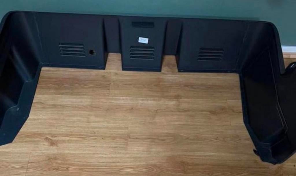 VW T5 plastic kap voor onder 3zits bank, Auto-onderdelen, Ophalen, Gebruikt, Volkswagen