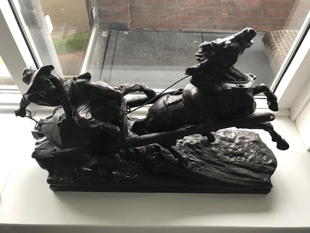 Bronzen beeld, Ophalen