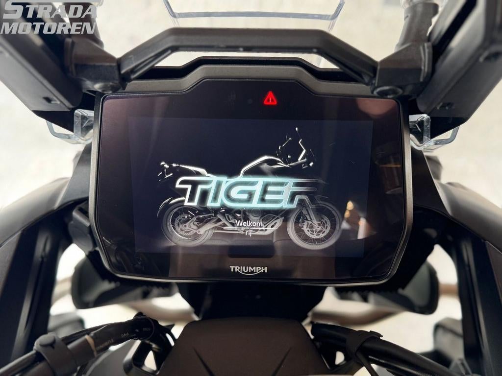 TRIUMPH TIGER 1200 RALLY EXPLORER (bj 2022) - foto 3