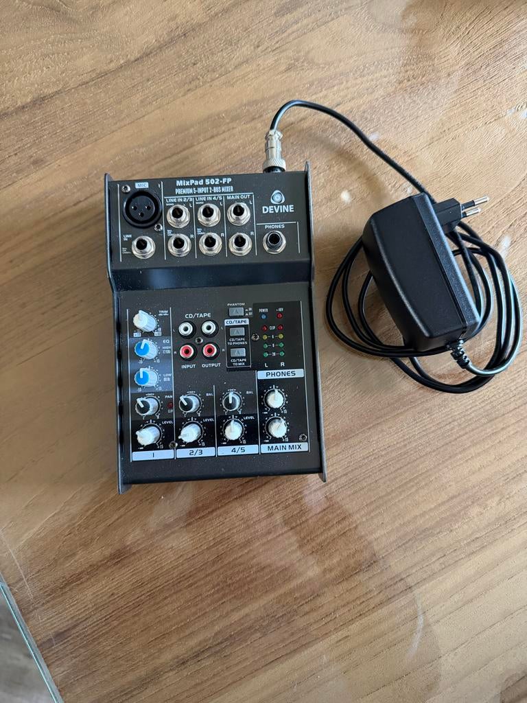 Devine MixPad 502-FP Premium 5-Input 2-Bus Mixer, Muziek en Instrumenten, Mengpanelen, Ophalen, Zo goed als nieuw, Minder dan 5 kanalen