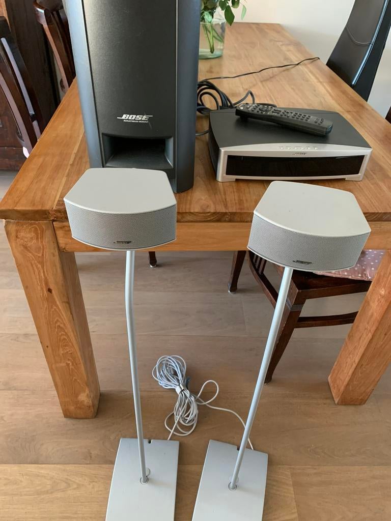 2.1 home-cinemasysteem Bose, 70 watt of meer, Zo goed als nieuw, Dvd-speler, Ophalen