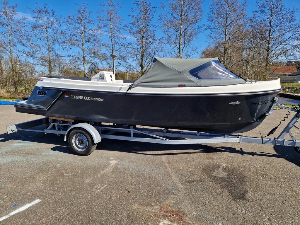 Corsiva Tender 600 met 33pk Solis binnenboordmotor & Trailer, Watersport en Boten, Sloepen, Ophalen, Gebruikt, Binnenboordmotor